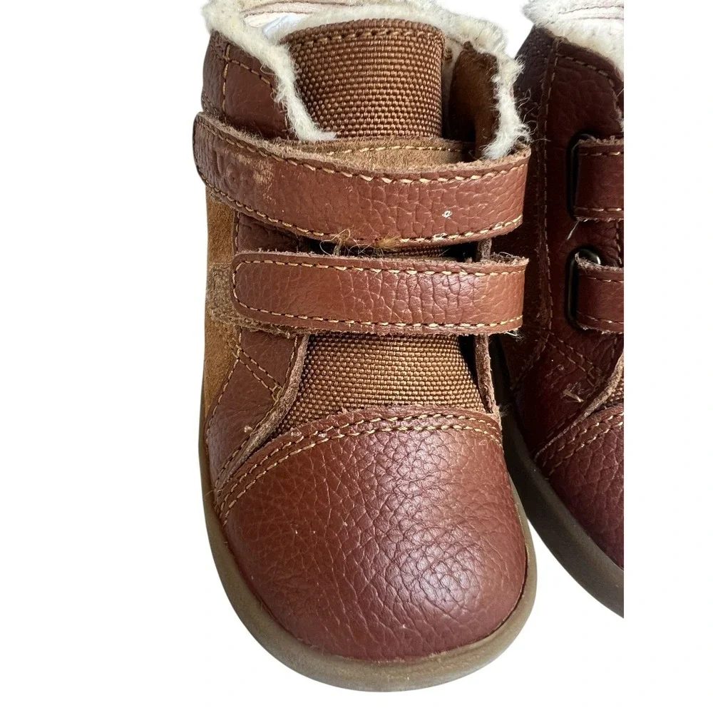 UGG Baby RENNON II SNEAKERS 1143651I CHESTNUT Suede Boots 04/05 In Box 12-18 Mon